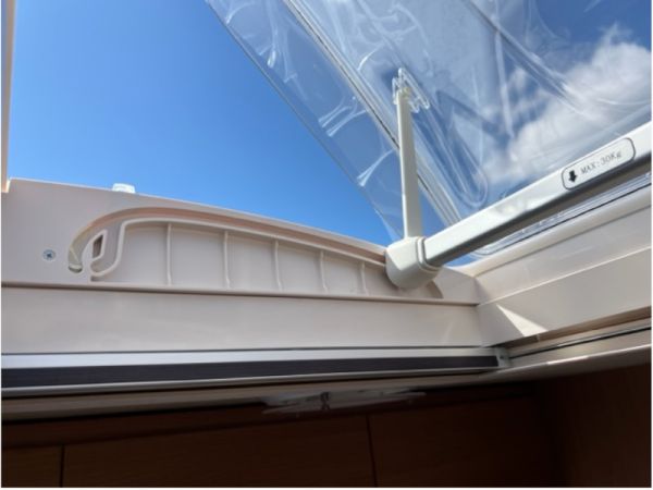 Takluke FMT 40x40cm hvit innerramme